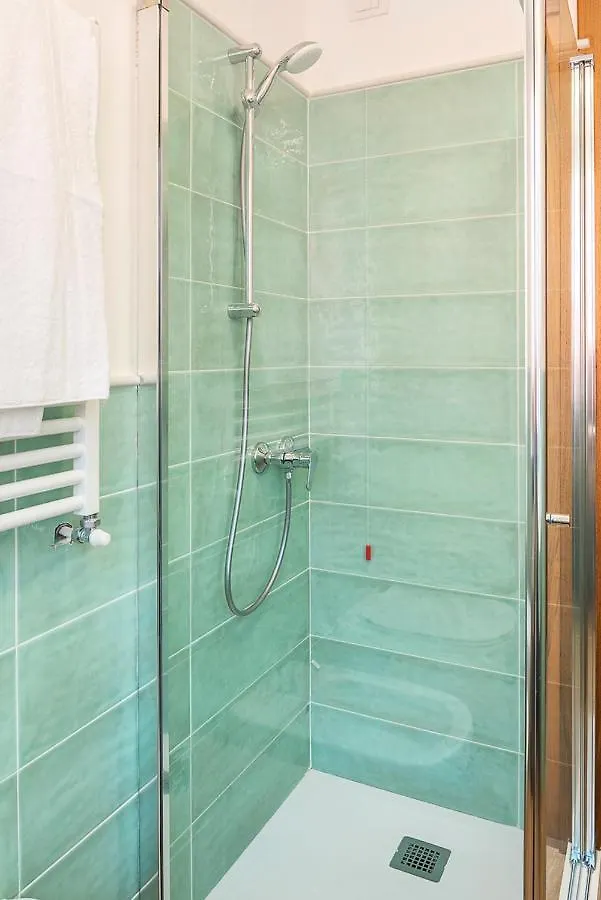 Hotel Centrale Garda   Garda (Verona)