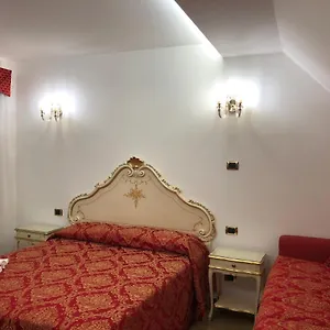 https://hotel-leonardo.hotelslidodijesolo.com