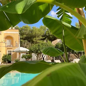 https://masseria-lu-iundulu.lecce-hotels.com