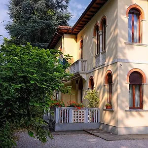 Casa Gardenia Venice - Atika & Atif *** מרגרה