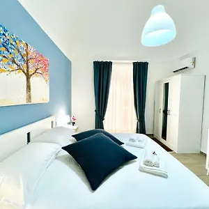 https://domus-livi.palermohotels.org