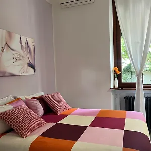 https://south-garda-suites.it-lombardy.com