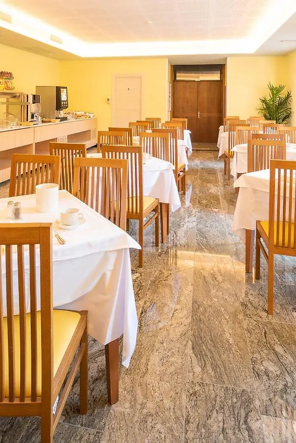 Hotel Centrale Garda