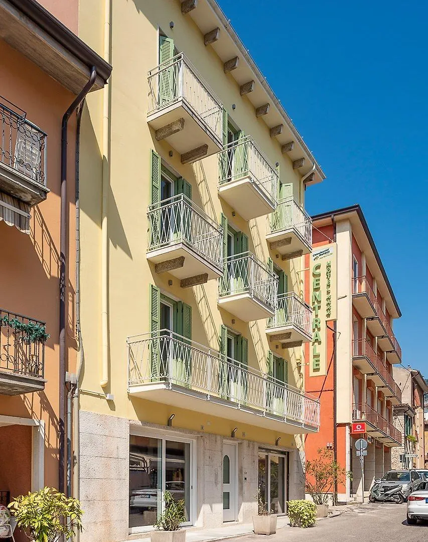 Hotel Centrale Garda  Garda (Verona)