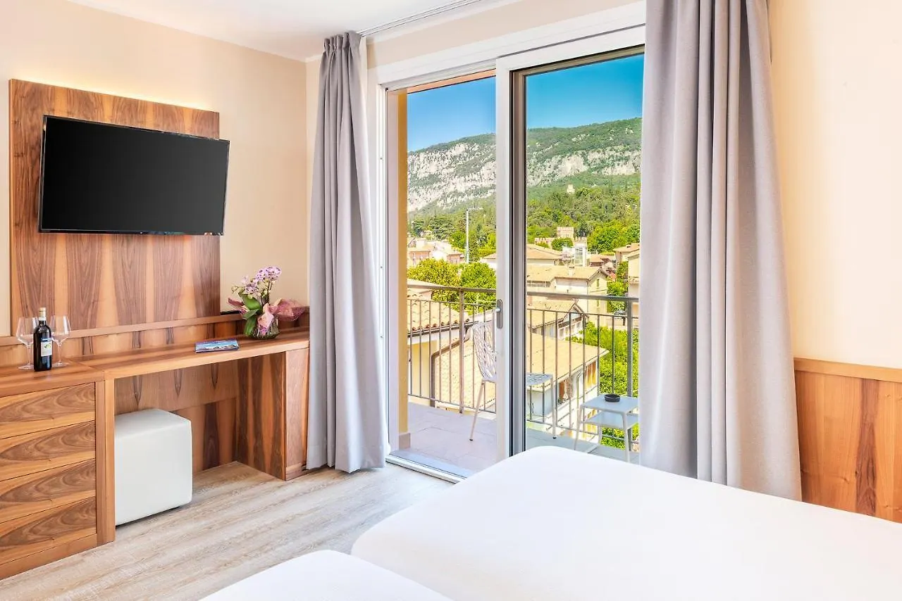 ****  Hotel Centrale Garda  Itálie
