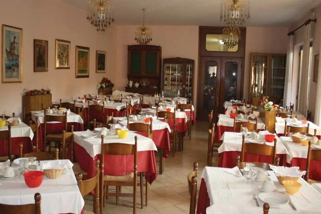 Hotel Centrale Garda