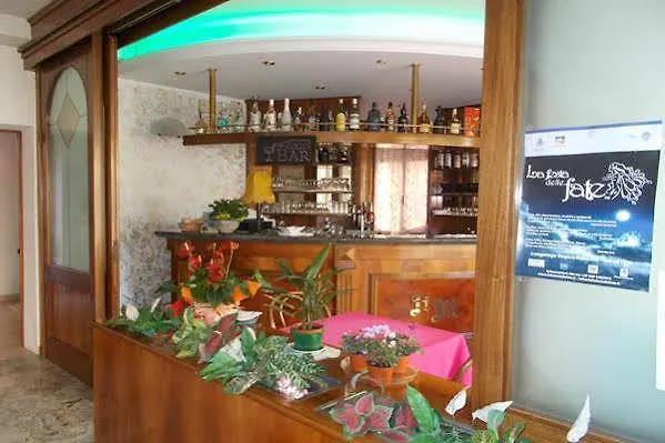 Hotel Centrale Garda  Itálie